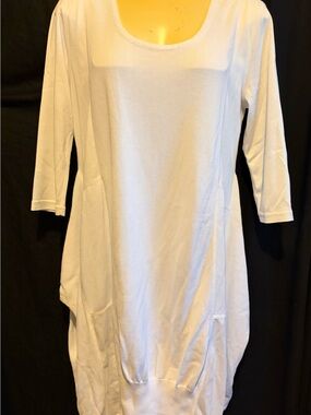 Roni Rabl White Long Sleeve Scoop Neck Tunic Dress